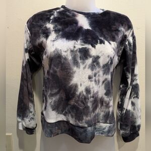 Freshman Black and White Tie-Dye Sweatshirt Size M/8-10